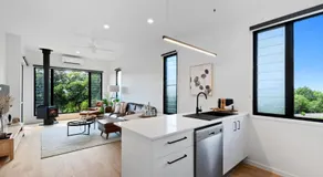 The Ridge at Maleny 1 Bedroom Villa with Spa - Image 3