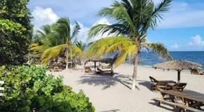 Zae's Retreat 2 bed 1 Bath in Portmore Jamaica - Image 5