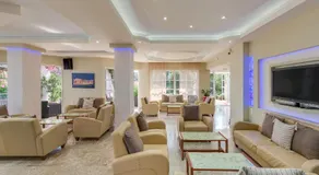 Nirvana Beach Hotel - Image 5