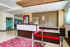 Collection O 92643 Emerald Apartement By Tahha Hospitality - Image 2