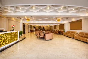 Hotel Royal Nandhana - Image 2