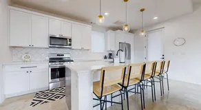 East Austin Retreat - Image 4