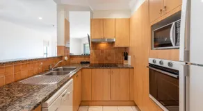 Breakers Unit 1 8 - LJHooker Yamba - Image 4