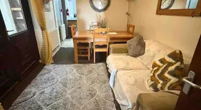 284 - Room 4 - Beachfront - Image 2