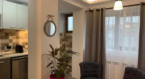 Mery Deluxe Apartment - Image 4