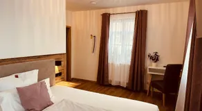 Hotel Gaststätte Weinbrücke - Image 2