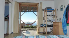Casita en el campo con vista al oceano - Image 2