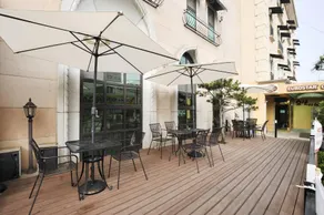 Incheon Airport Oceanside Hotel - Image 4