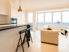 Apartment on Zeedijk with Sea View - Image 2