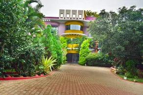 Dolphin Resort - Image 4