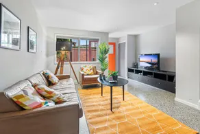 Convenient Bayside Living at the Edge of the City - Image 2