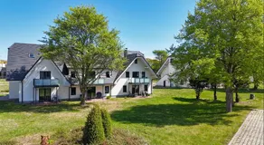 Strandresort Rex Rugia Ferienwohnung 28-2 mit Sauna- und Schwimmbadnutzung im AHOI Sellin - Image 4