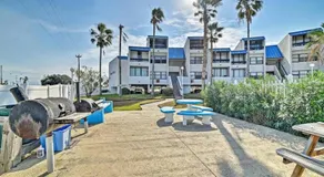 Sunny Padre Island Condo,2 Mi to Beaches, Hot Tub! - Image 3