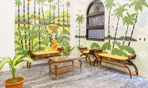 Mayfair Hotel - Image 4
