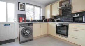The Redburn - Image 3
