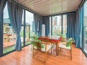 Shehong Xinyue Riverside Holiday Hotel - Image 3