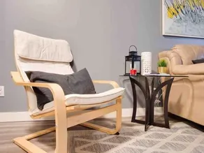 Cozy and Central DT Home w Gym Coffee Parking BBQ - Image 5