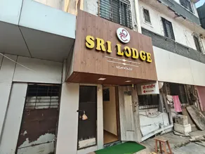 Hotel Sri Lodge Kalyan - Couple Friendly Hotel - Image 2