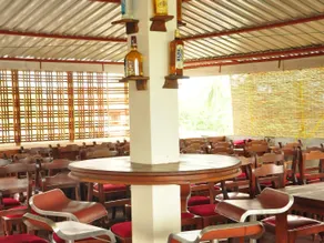 Luthmin River View Hotel - Image 5