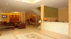 Dreamliner Hotel - Image 3