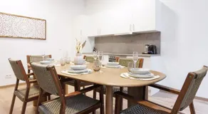 Luxury City Center Suite - Image 3