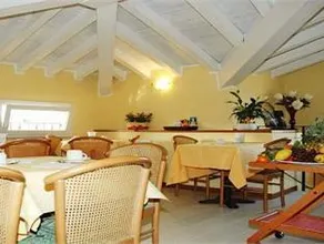 Hotel Corte Regina - Image 4