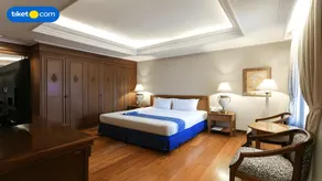 Grand Orchid Hotel - Image 2