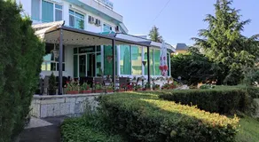 Rai Hotel - Image 5