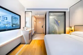 VX Hotel (Shanghai ENT Hospital Pujiang Branch) - Image 2