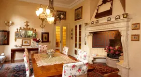 Villa V - Image 3