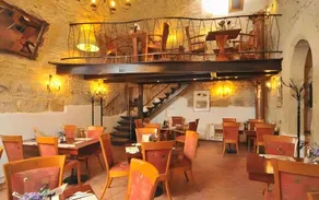 Hotel Metamorphis - Image 5
