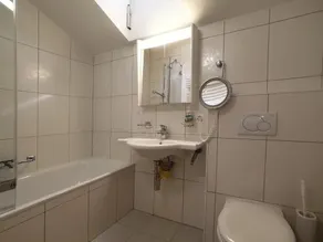 Colibi Q - Image 1