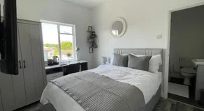 Isabella Rooms - Image 2