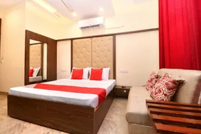 Jeevak hotel - Image 2