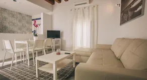 Apartamentos casa palacio - Image 4