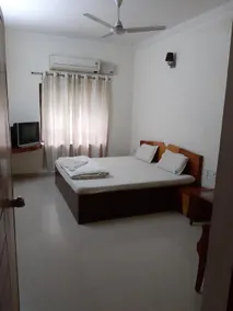 Royal Inn - Image 2