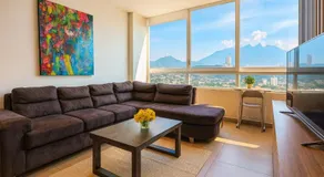 Stylish Panoramic Views City Loft - Image 3