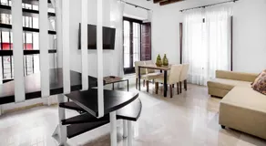 Suites Campo del Príncipe by Maxi Hoteles - Image 5