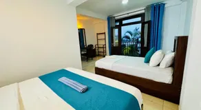 Silanway Holiday Inn - Image 2