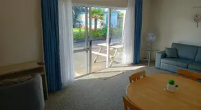 Beaches Motel - Image 2