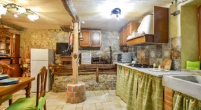 2 Bedroom Amazing Home In Casoli - Image 2