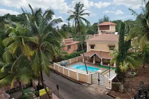 Lavish Executive Villa with Private Swimming Pool - Image 3