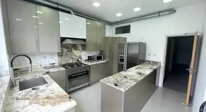 371 Cranbrook Rd IG2 - Image 2