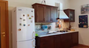 439 HOUSE - Image 2