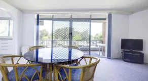 Paradise Court 1 - Image 2