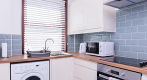 Peebles House - Coorie Doon Apartments - Image 3