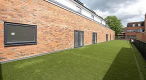 Modern 1 Bedroom Apartment Town Centre Camberley - Image 5