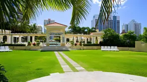 Massive Balcony & Ocean View-2Bed 2Bath Deluxe Apt - Image 4