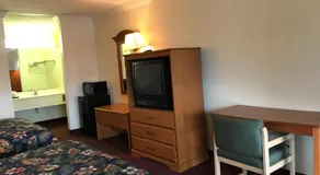 Bayfront Inn Biloxi - Image 4
