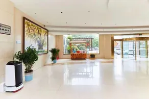 Nanjing Tangquan Hotel - Image 5